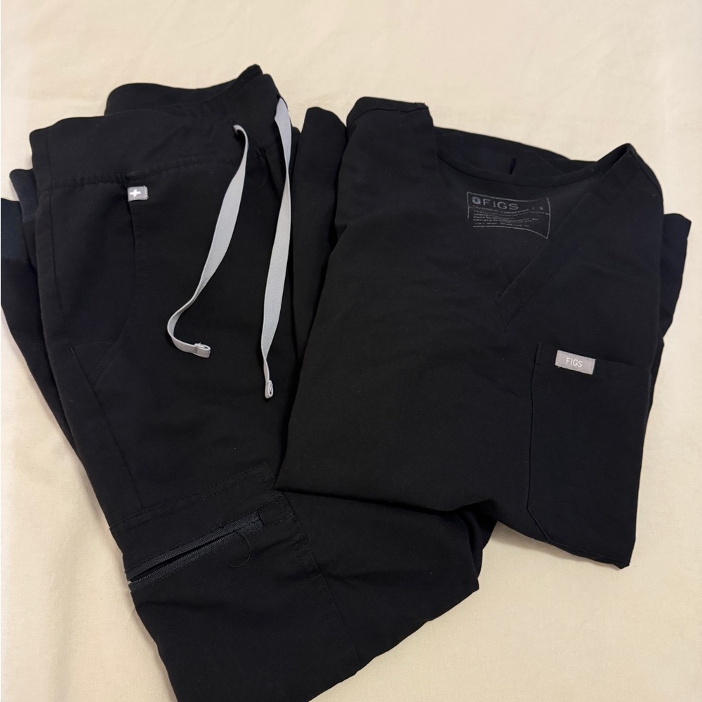 Figs Women's Black Scrub Top/ Joggers with Light Gray Accents